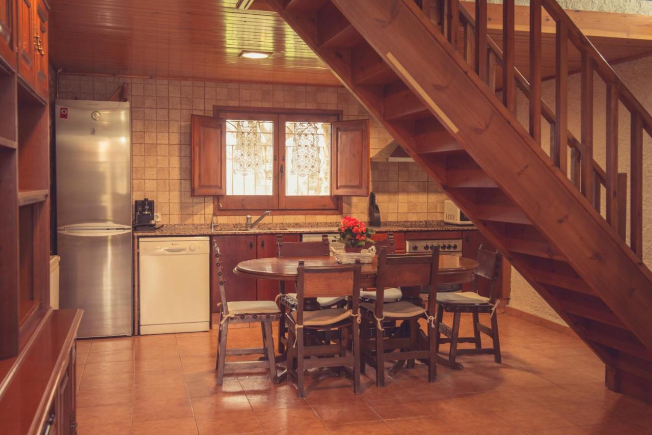 Complex Rural Caubet Farm stay