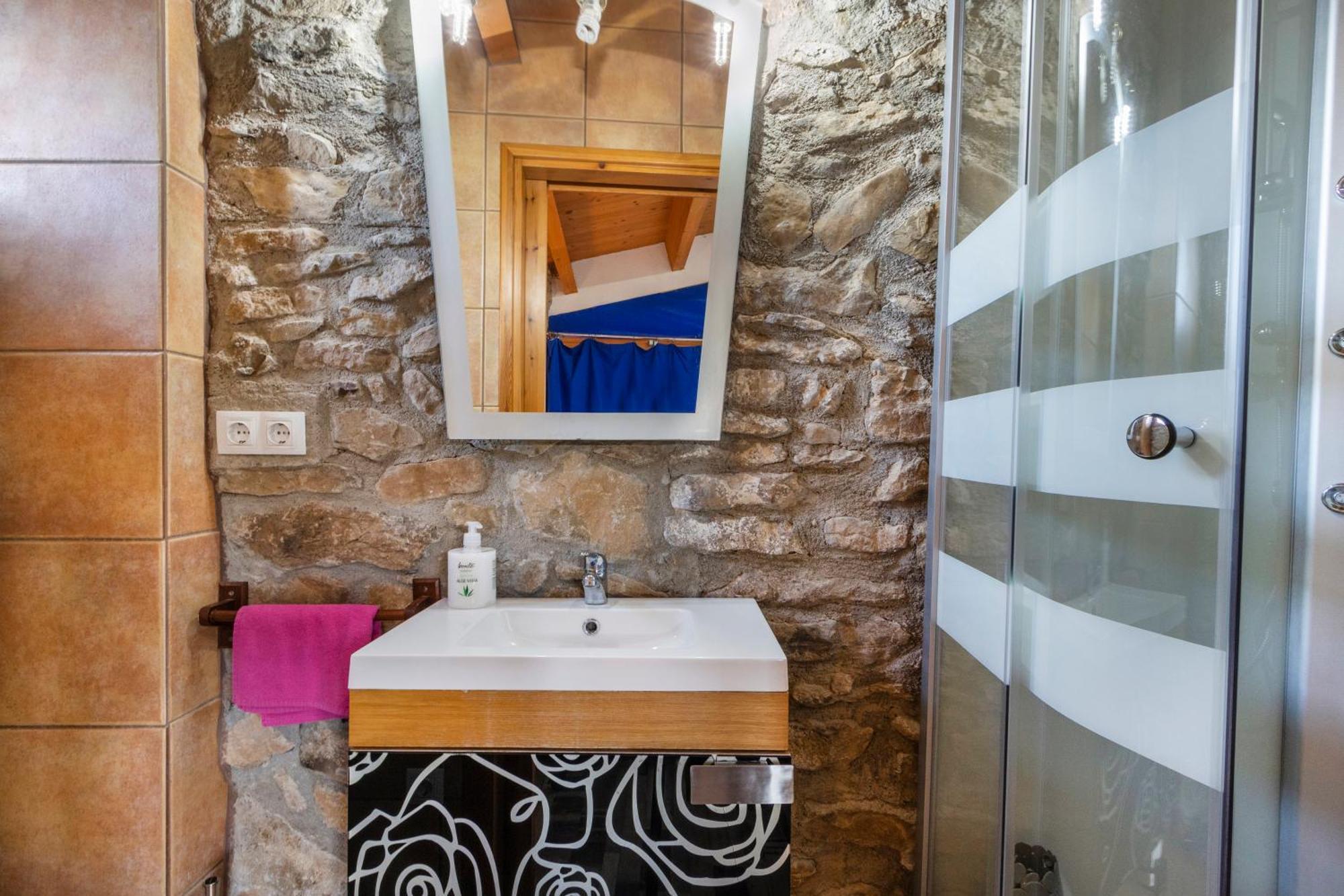Farm stay Complex Rural Caubet Berga